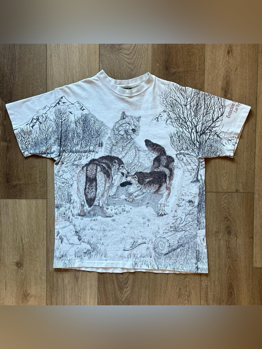 Vintage Nature Wolf AOP Tshirt